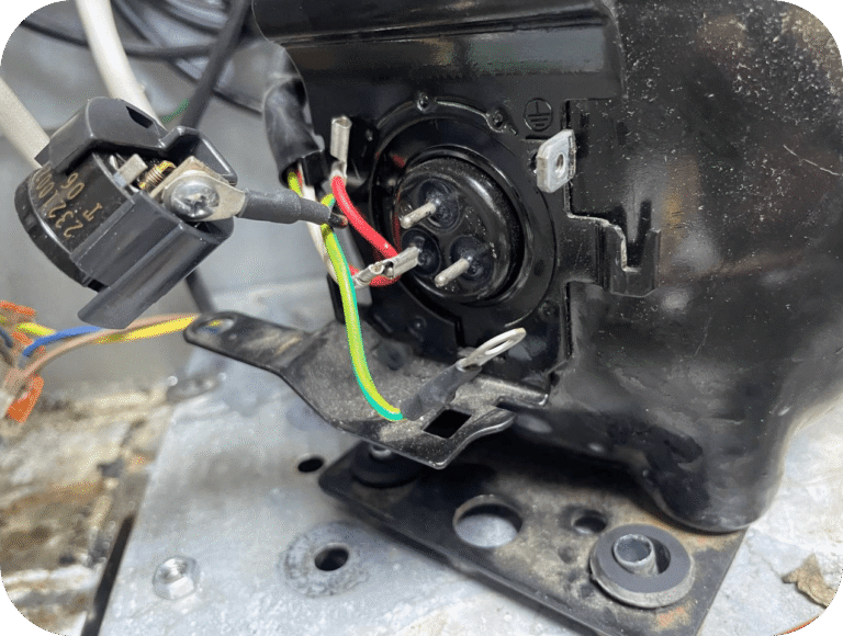 photo_2025-05-15_21-12-02 1